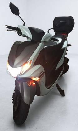 YAMAHA FLUO 125 ABS 